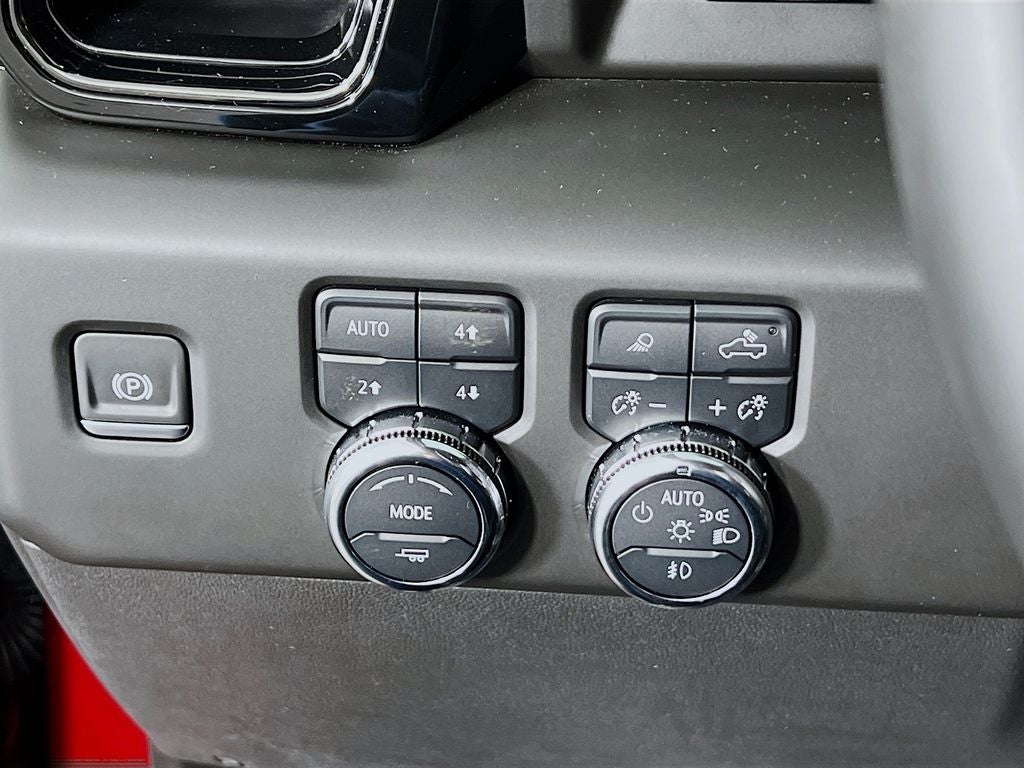 2025 GMC Sierra 1500 AT4X