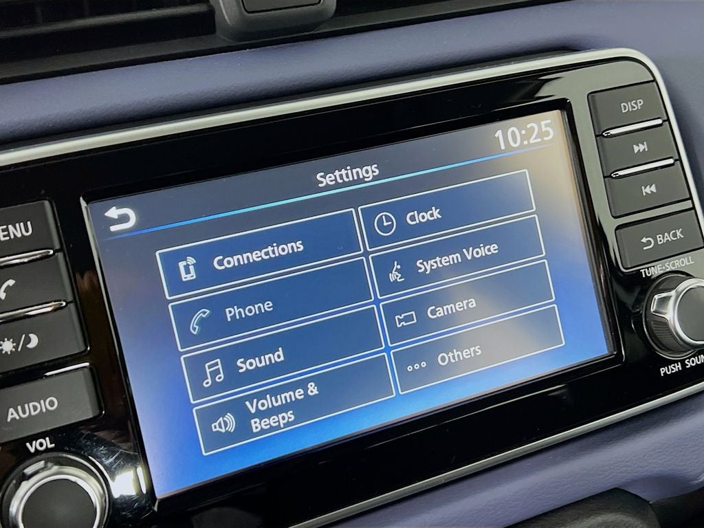 2024 Nissan Versa 1.6 SV