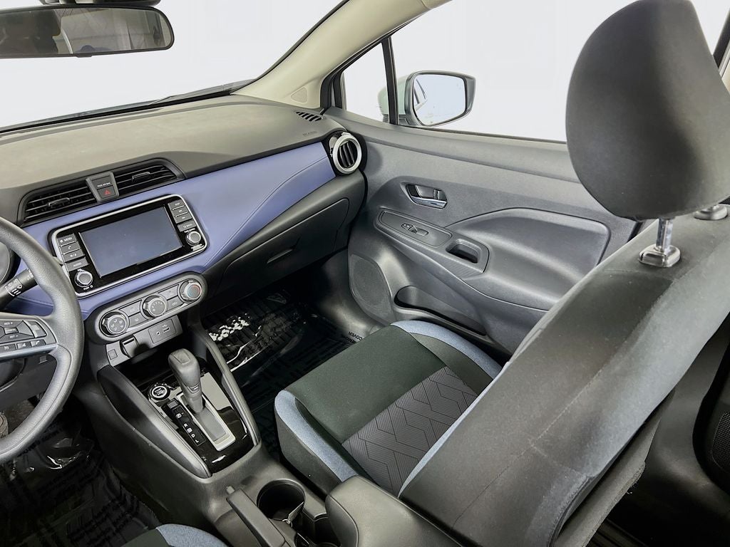 2024 Nissan Versa 1.6 SV