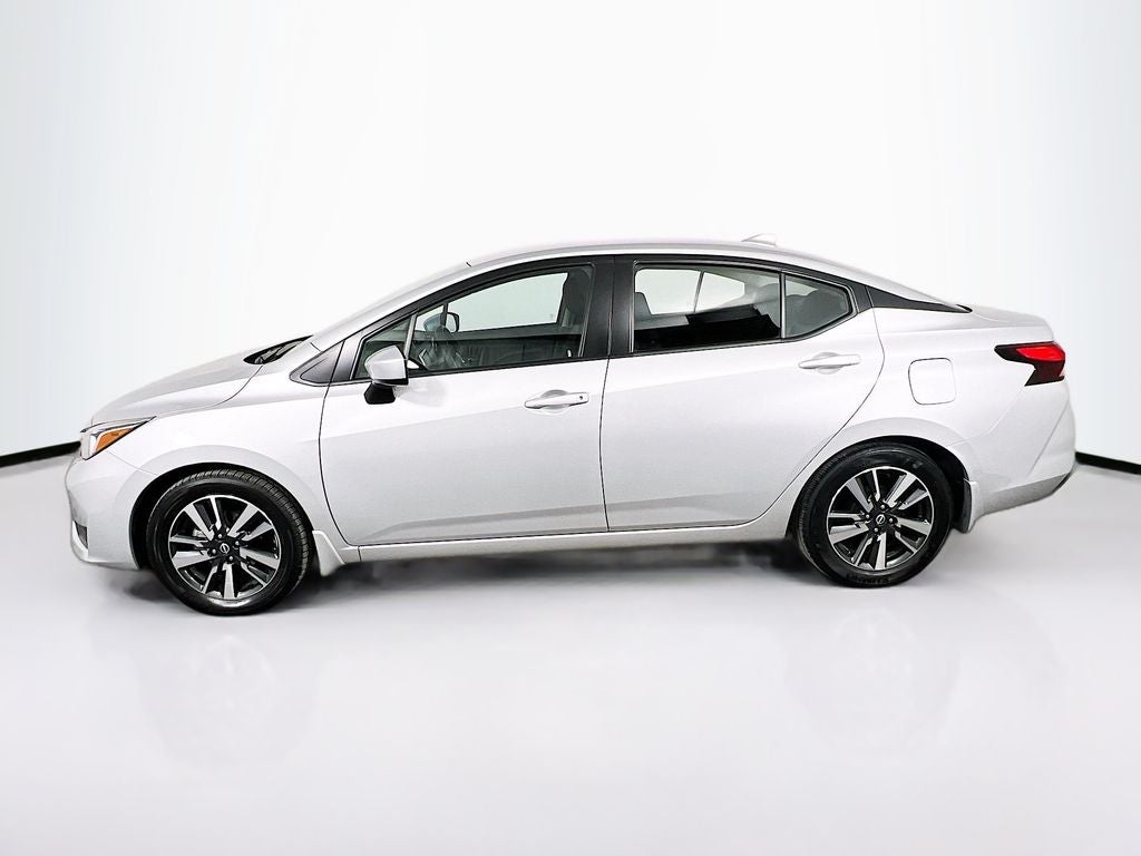 2024 Nissan Versa 1.6 SV
