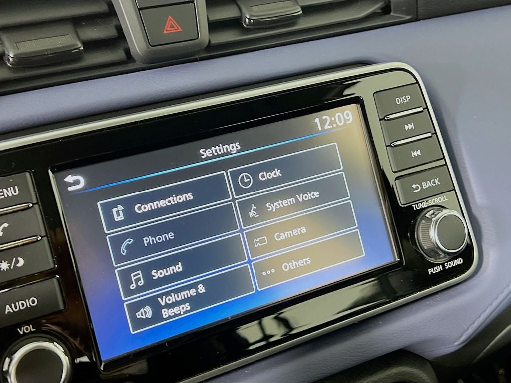 2024 Nissan Versa 1.6 SV