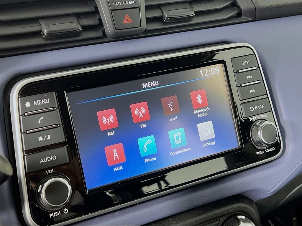 2024 Nissan Versa 1.6 SV