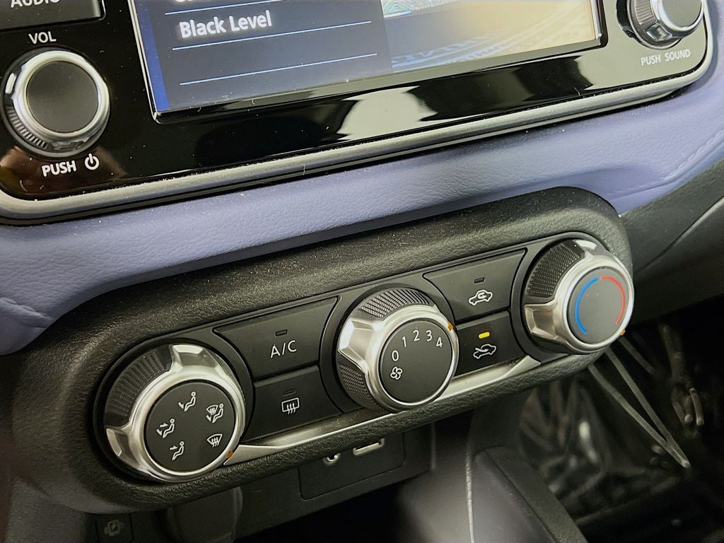 2024 Nissan Versa 1.6 SV