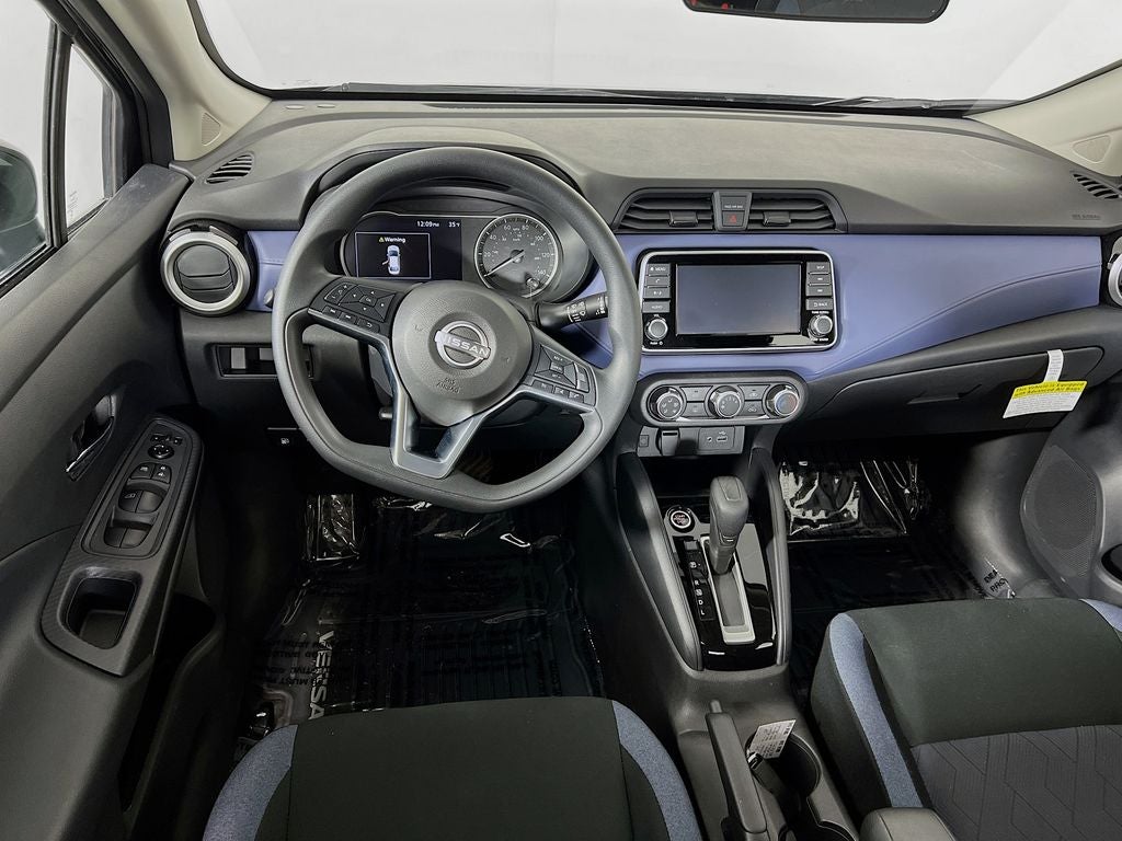 2024 Nissan Versa 1.6 SV