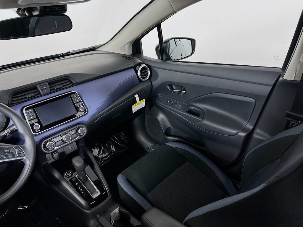 2024 Nissan Versa 1.6 SV