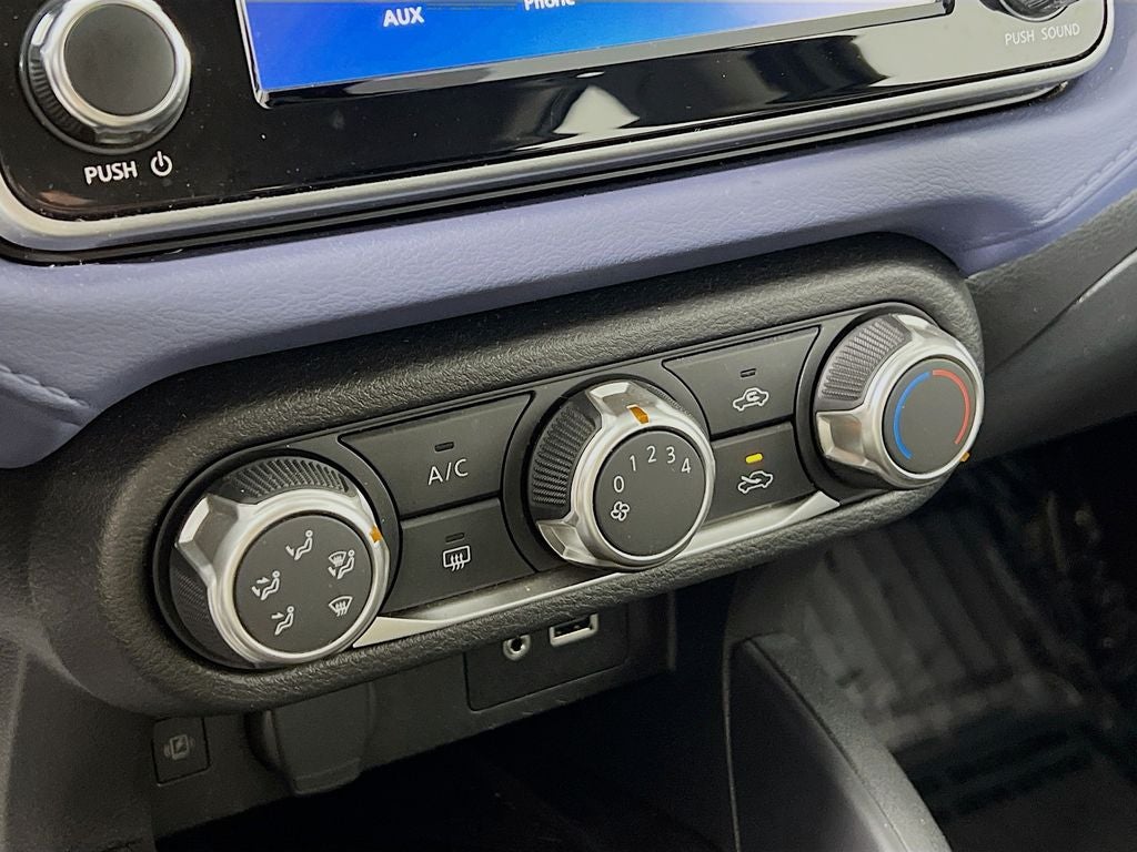 2024 Nissan Versa 1.6 SV