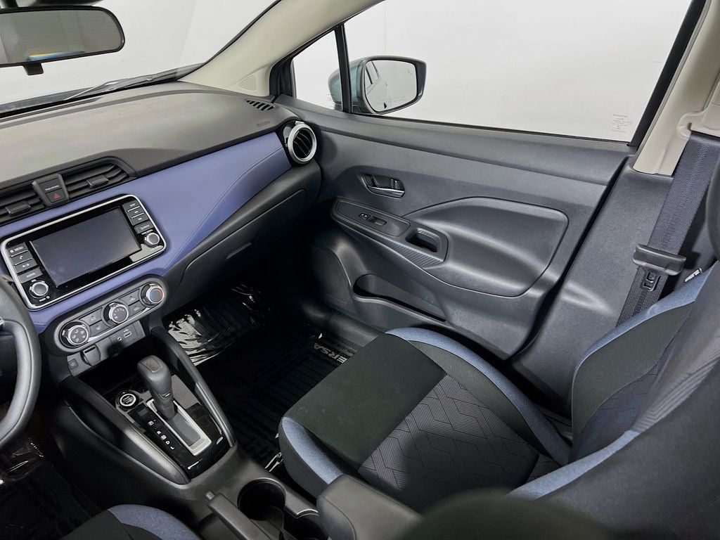 2024 Nissan Versa 1.6 SV