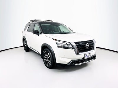 2023 Nissan Pathfinder Platinum