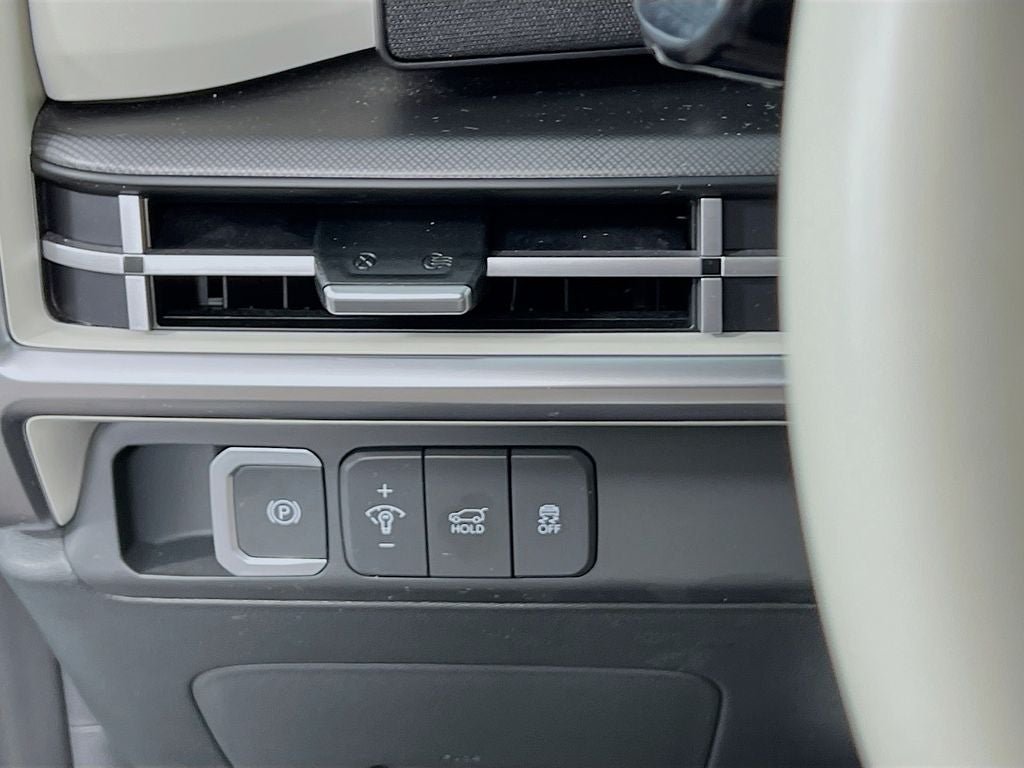 2025 Hyundai Santa Fe SE