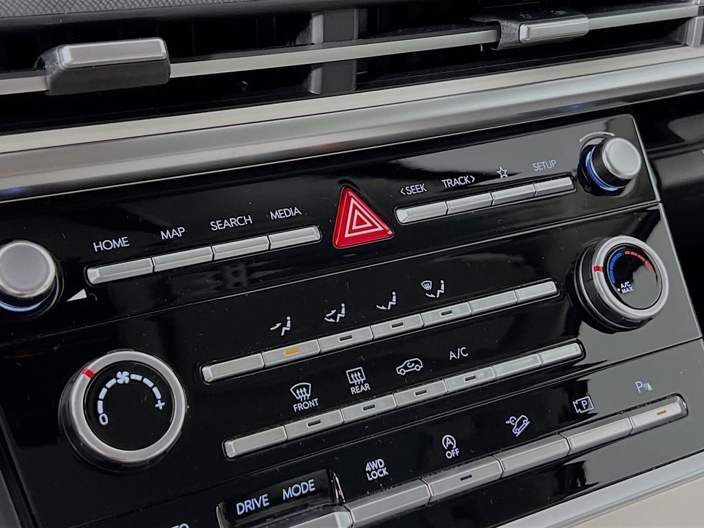 2025 Hyundai Santa Fe SE