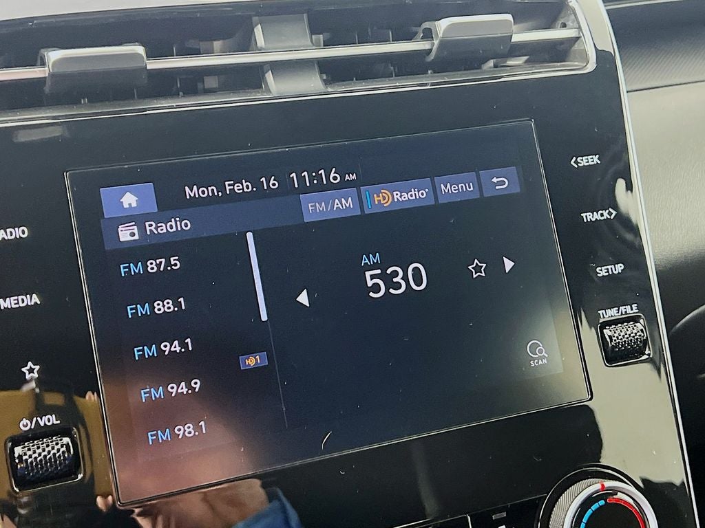 2024 Hyundai Santa Cruz SE