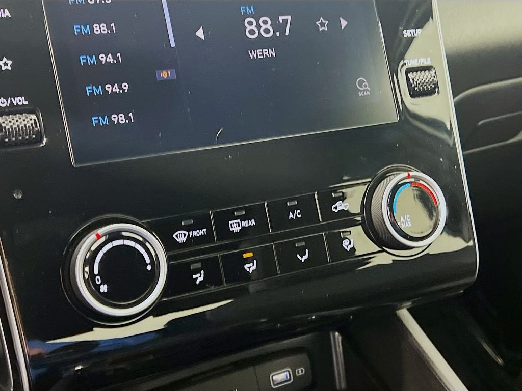 2024 Hyundai Santa Cruz SE