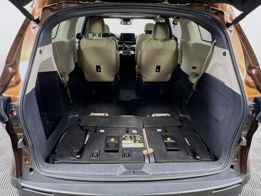 2022 Toyota Sienna XLE 7 Passenger