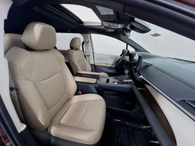 2022 Toyota Sienna XLE 7 Passenger
