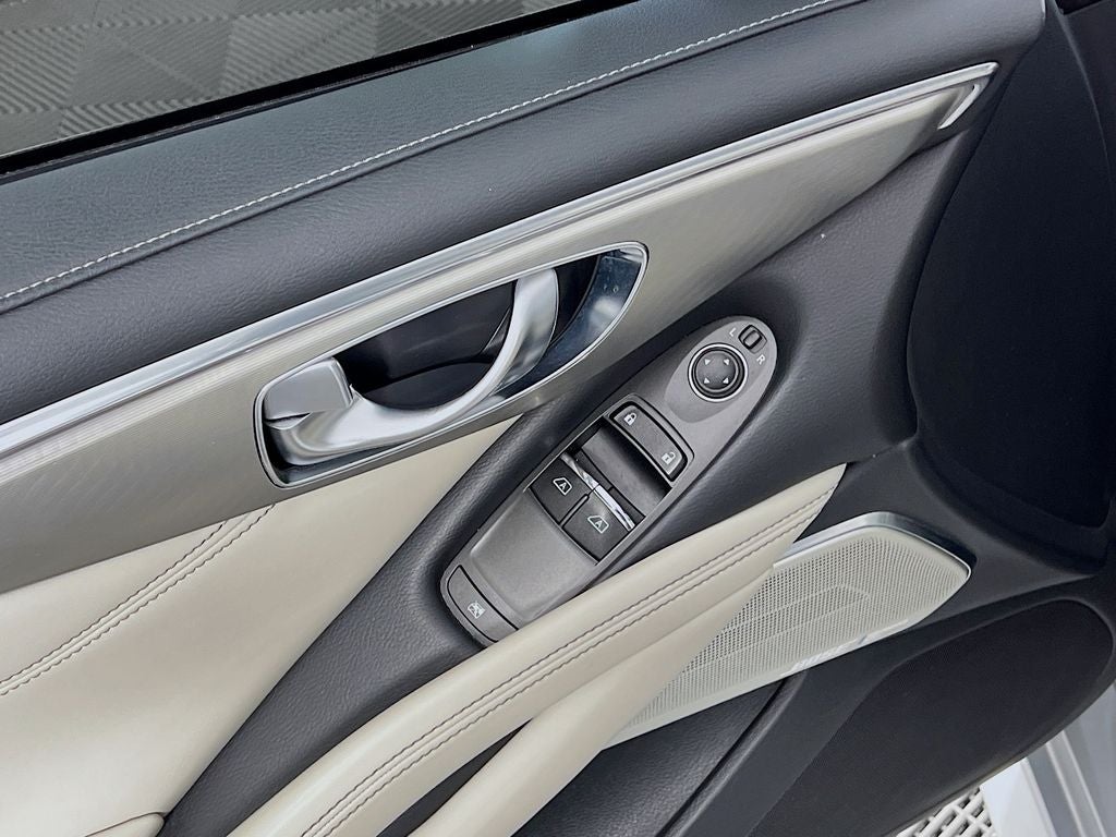 2017 INFINITI Q60 3.0t Premium