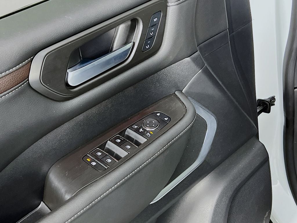 2025 Nissan Armada Platinum Reserve