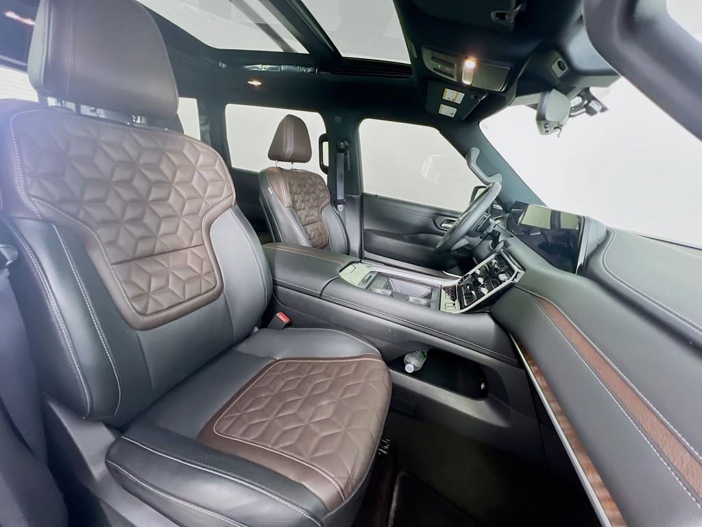 2025 Nissan Armada Platinum Reserve