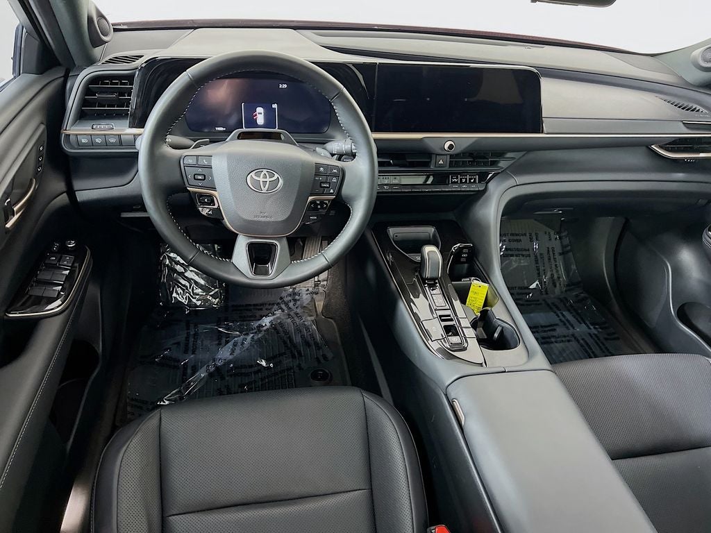 2025 Toyota Crown Signia Base