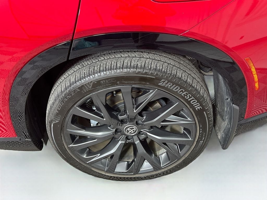 2025 Toyota Crown Signia Base