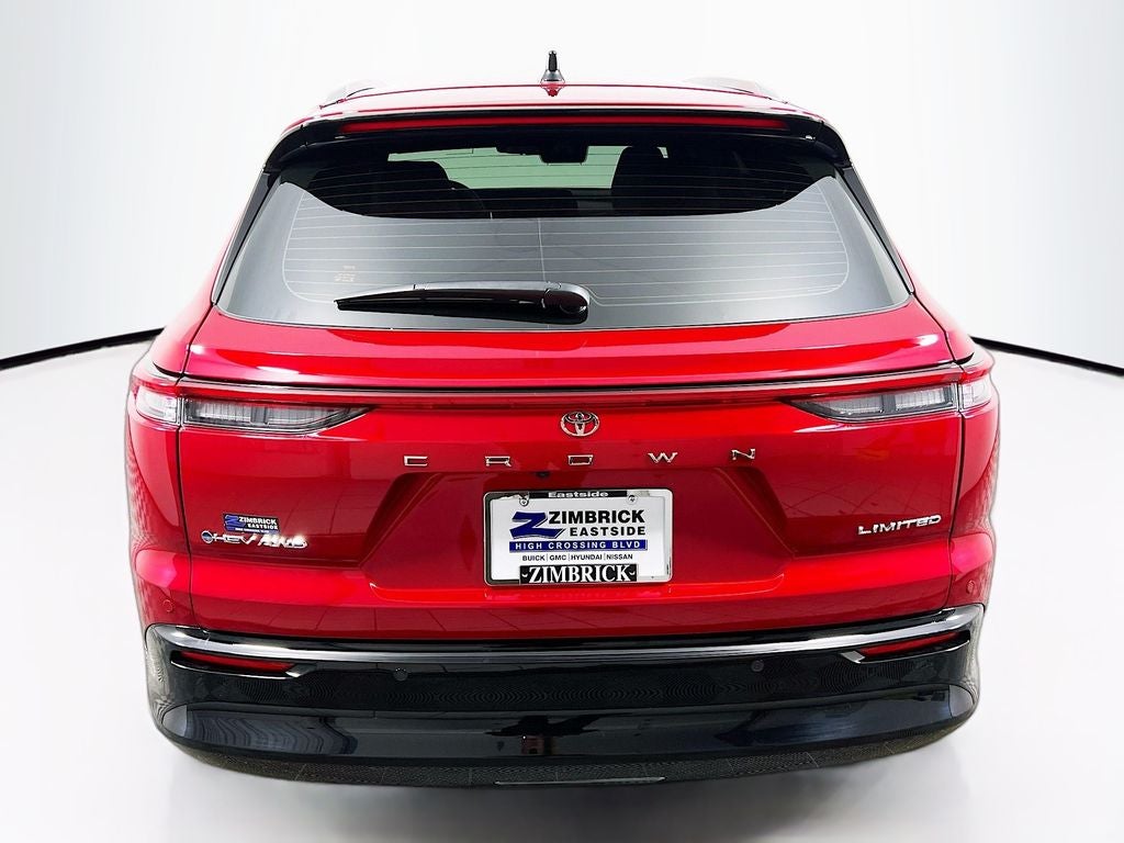 2025 Toyota Crown Signia Base