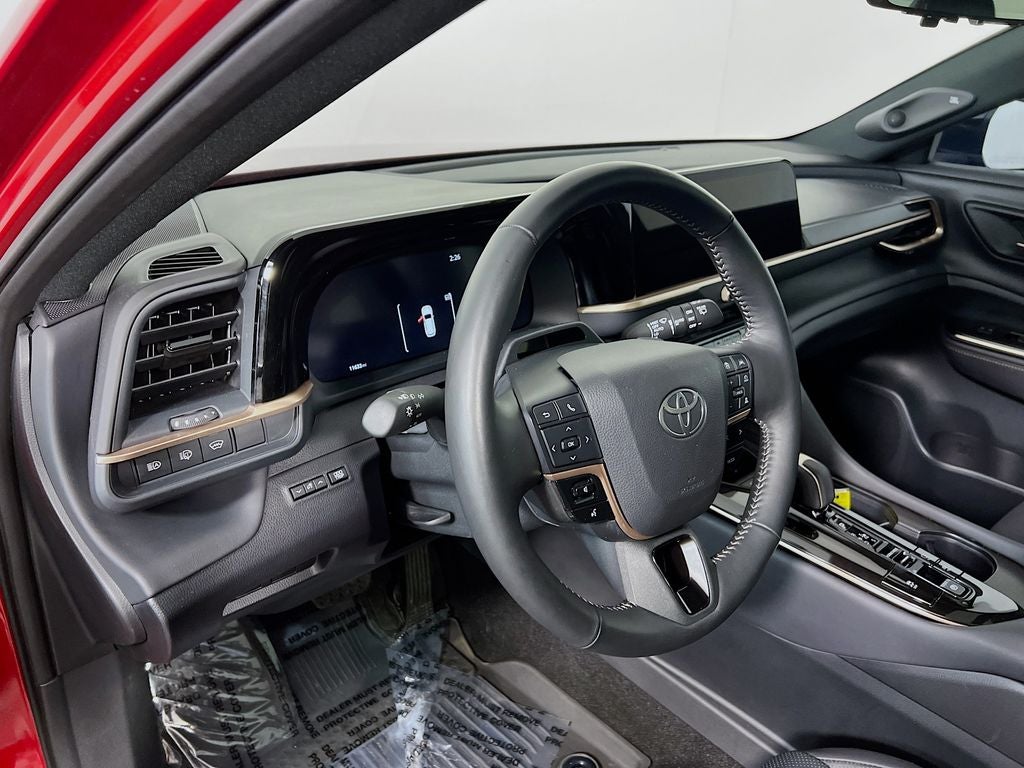 2025 Toyota Crown Signia Base