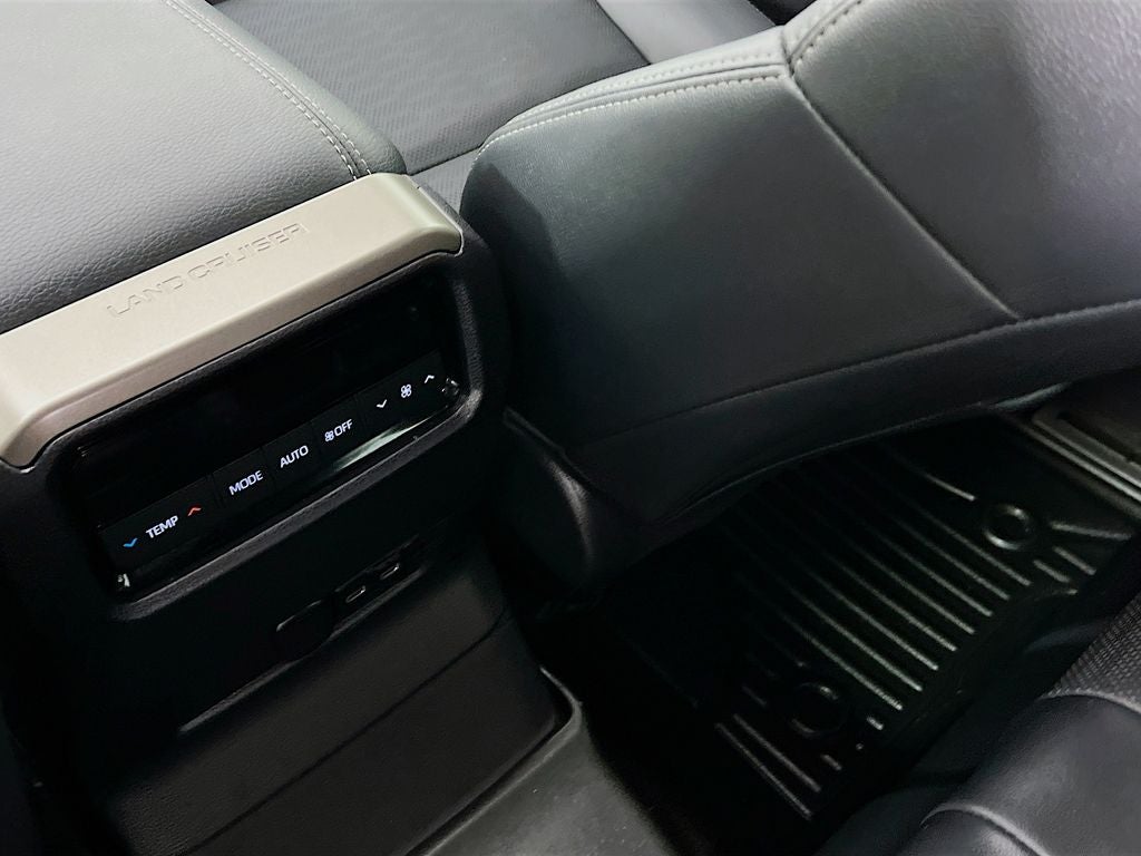 2024 Toyota Land Cruiser Base