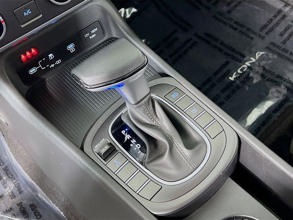 2025 Hyundai Kona SE