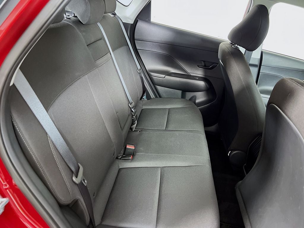 2025 Hyundai Kona SE