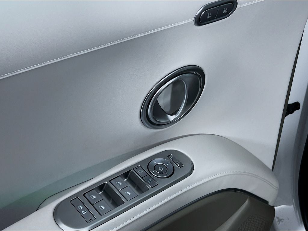 2026 Hyundai Palisade Hybrid SEL Premium 7 Passenger