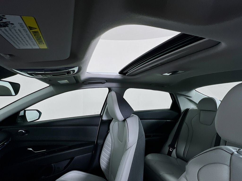 2025 Hyundai Elantra Hybrid Limited