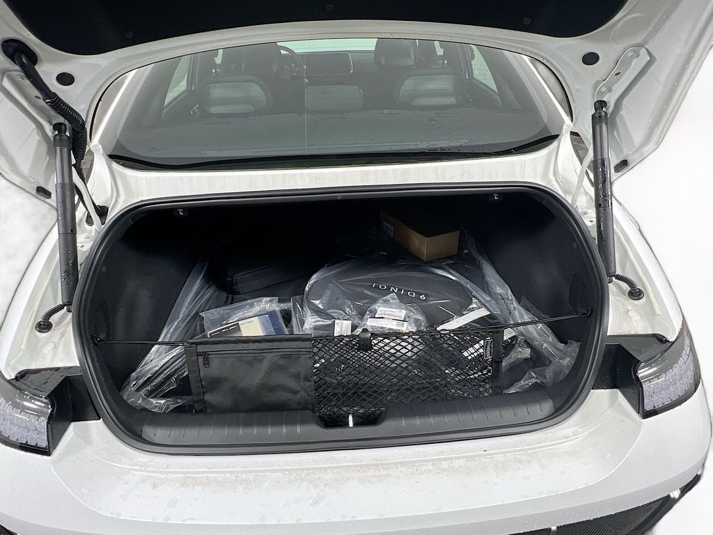 2025 Hyundai IONIQ 6 SE