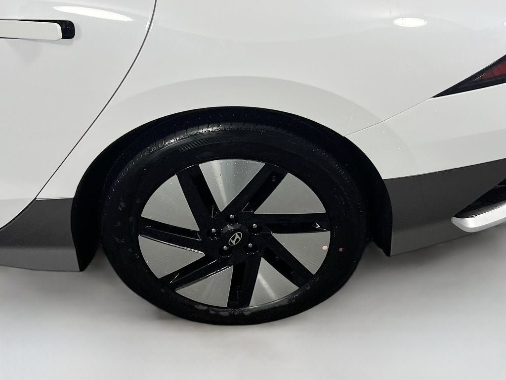 2025 Hyundai IONIQ 6 SE