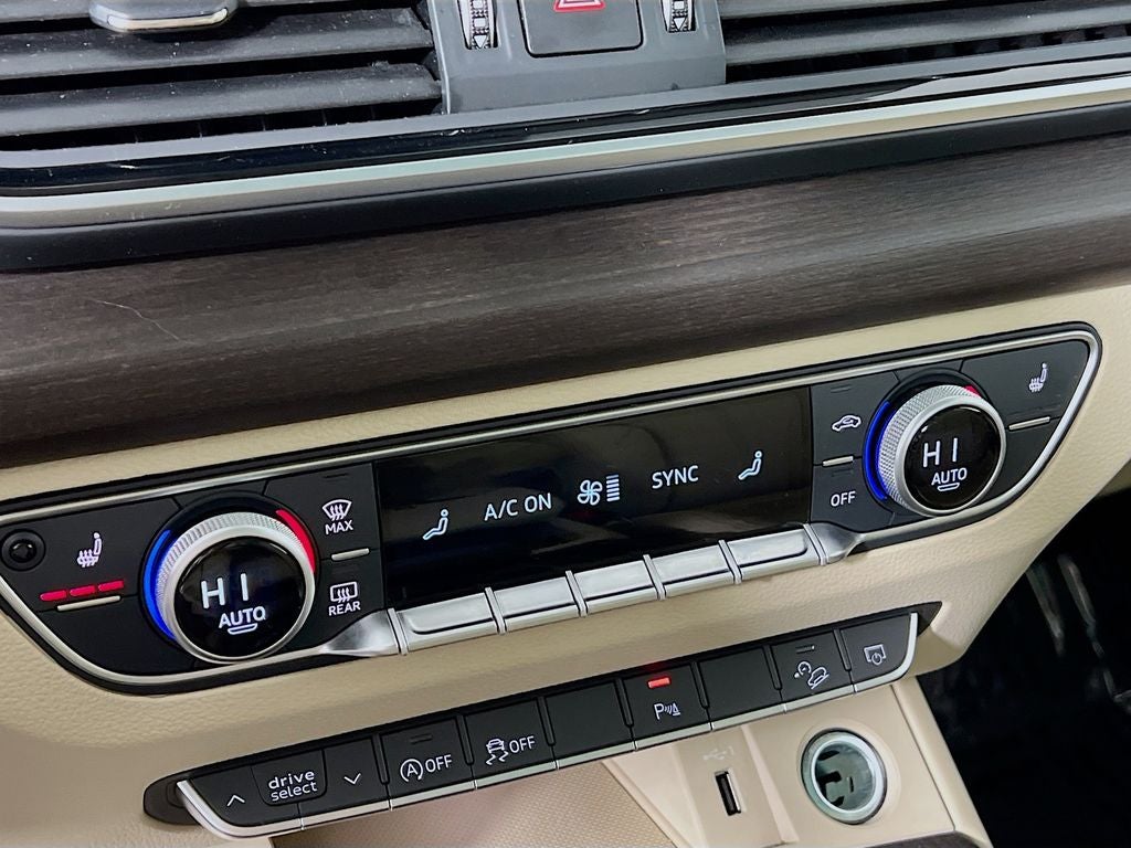 2024 Audi Q5 45 S line Premium quattro