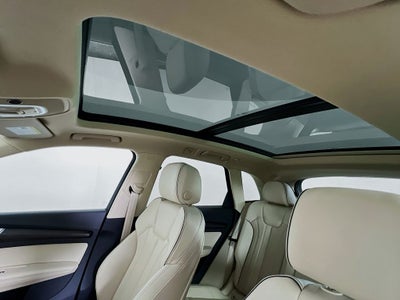 2024 Audi Q5 45 S line Premium quattro