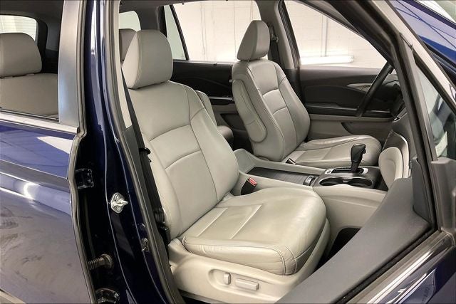 2019 Honda Pilot EX-L w/Navigation and Rear Entertainment System