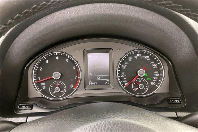 2014 Volkswagen Eos Base