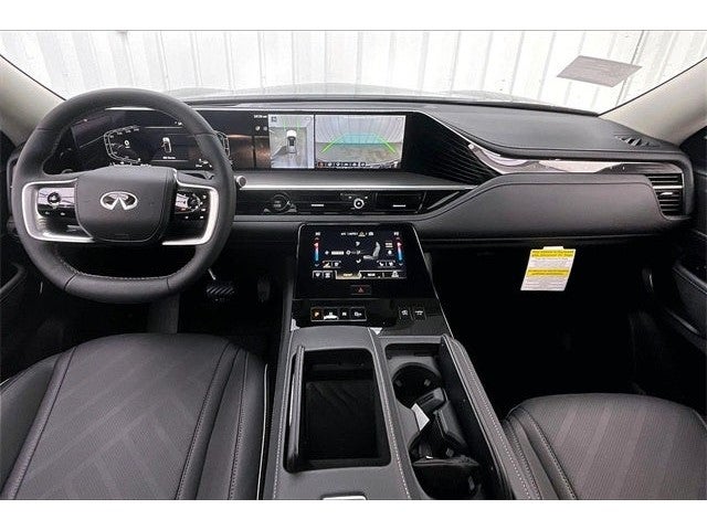 2026 INFINITI QX80 LUXE