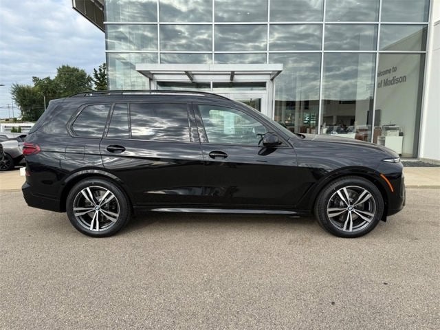 2026 BMW X7 M60i