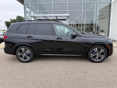 2026 BMW X7 M60i