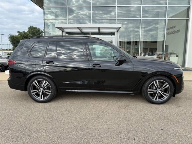 2026 BMW X7 M60i