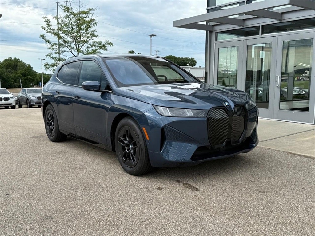 2026 BMW iX xDrive45