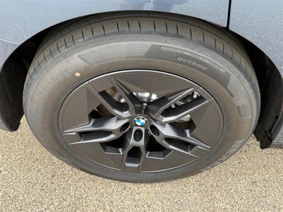 2026 BMW iX xDrive45