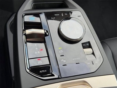 2026 BMW iX xDrive60