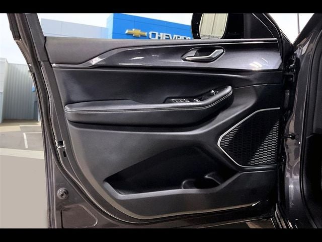 2022 Jeep Grand Cherokee L Altitude