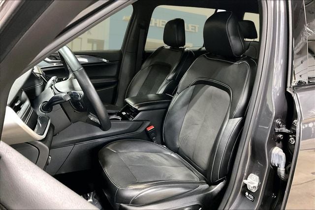 2022 Jeep Grand Cherokee L Altitude