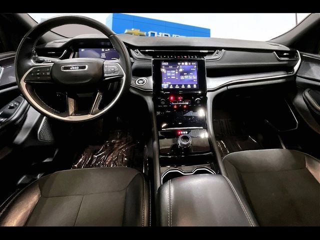 2022 Jeep Grand Cherokee L Altitude