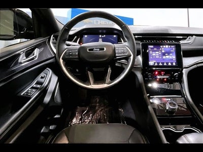 2022 Jeep Grand Cherokee L Altitude