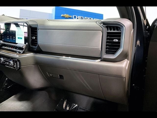 2024 Chevrolet Silverado 1500 LT LT1