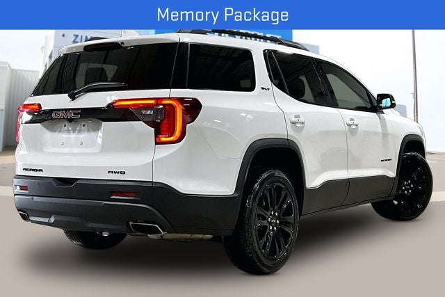 2022 GMC Acadia SLT