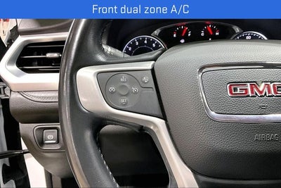 2022 GMC Acadia SLT